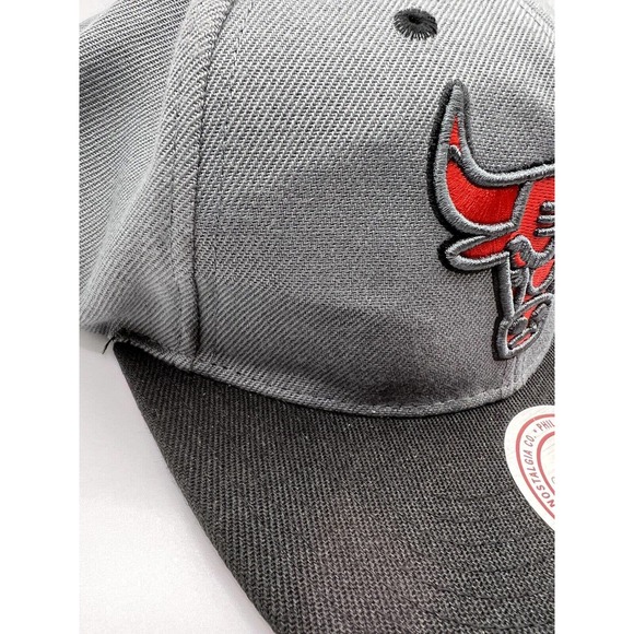 Mitchell and Ness Nostalgia Co. Snapback NBA Chicago Bulls Style #21230032 - Picture 8 of 8